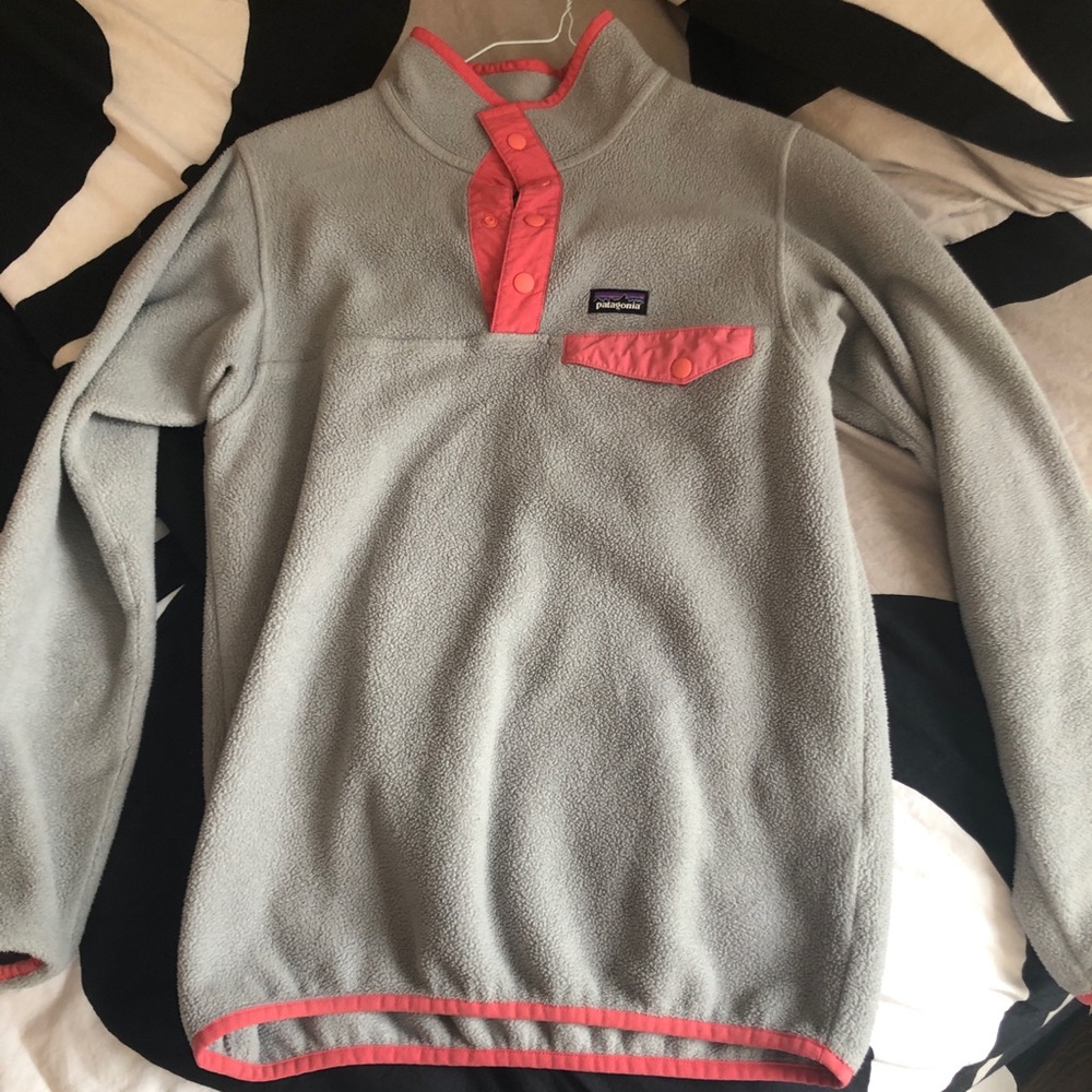 Girl’s Patagonia Gray Fleece Button Up